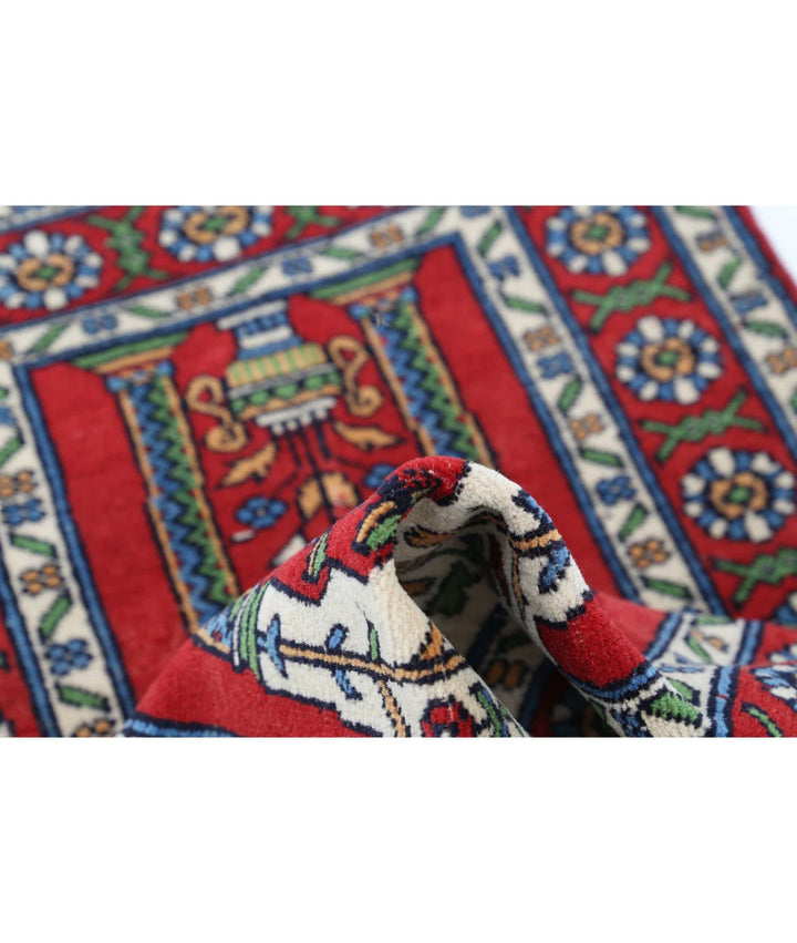 Pakistani Prayer Rug 1' 10" x 3' 1" Hand-Knotted | No. AT33968