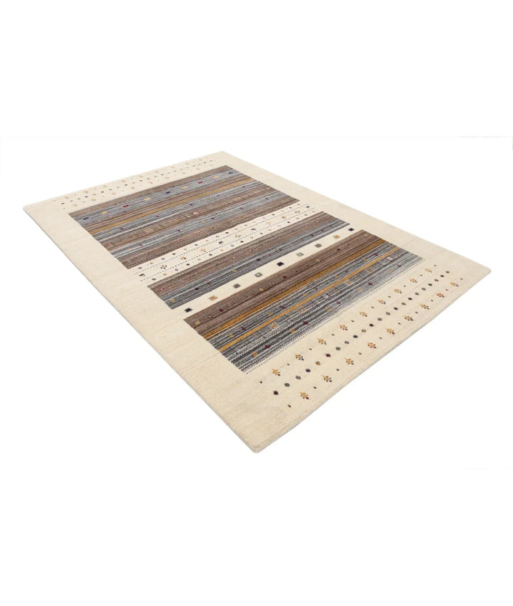 Ivory Indian Oriental Rug 5' 8" x 7' 10" Hand-Knotted | No. AT34610