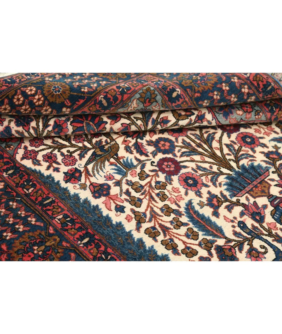 Persian Kerman Rug 4' 5" x 6' 1" Hand-Knotted | No. AT36400