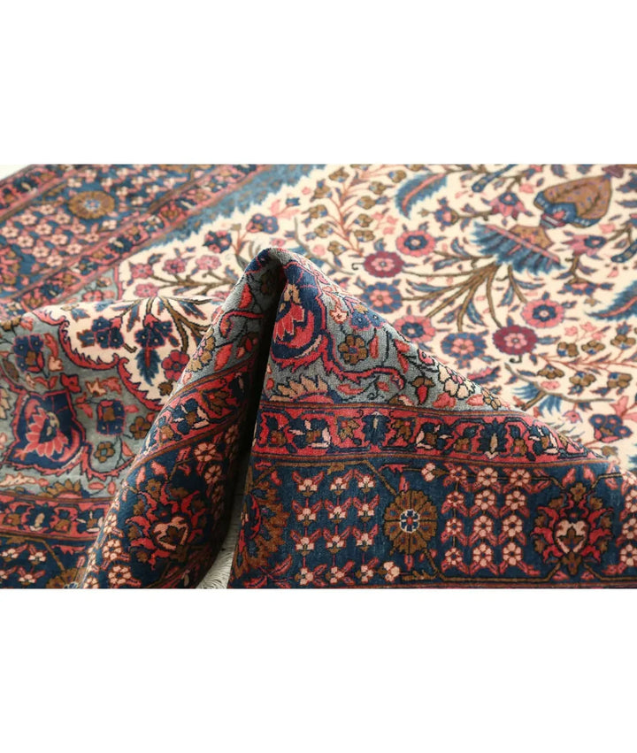 Persian Kerman Rug 4' 5" x 6' 1" Hand-Knotted | No. AT36400