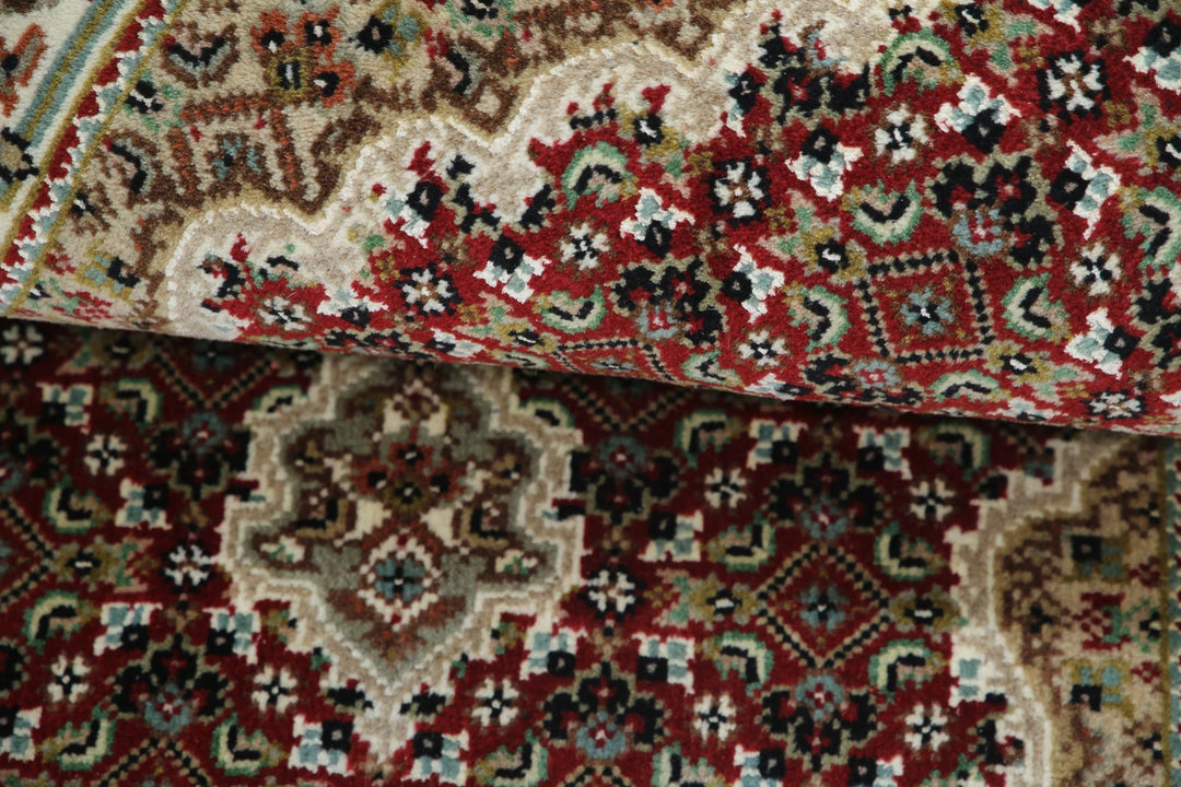 Red Indian Ziegler Rug 2' 3" x 4' 5" Hand-Knotted | No. AT36997