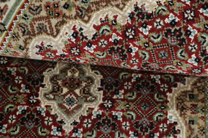 Red Indian Ziegler Rug 2' 3" x 4' 5" Hand-Knotted | No. AT36997