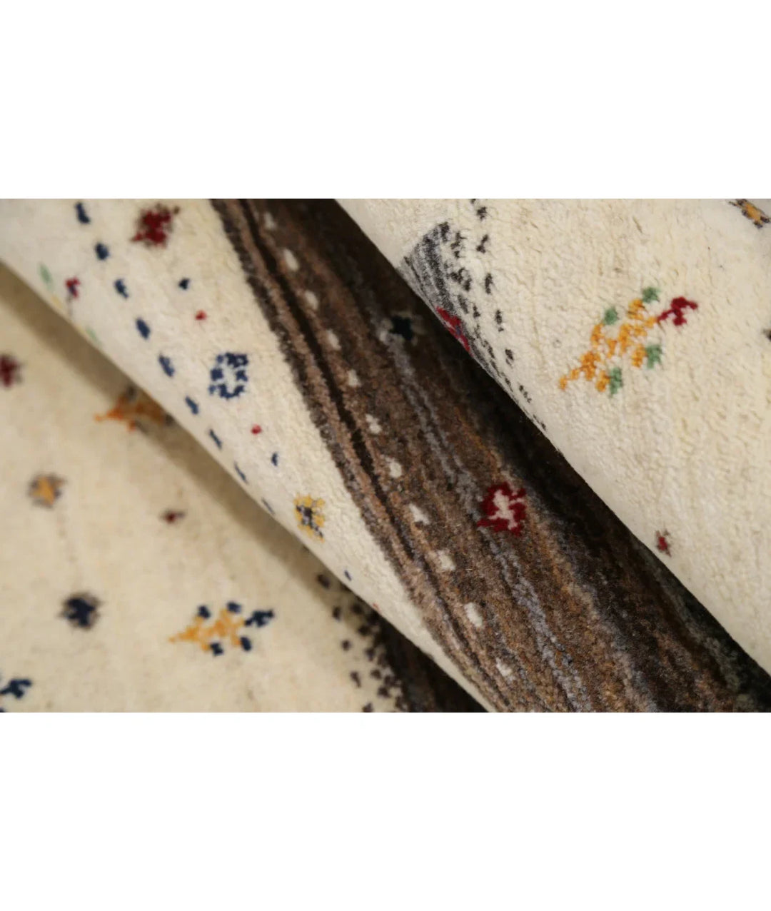 Ivory Indian Oriental Rug 3' 0" x 5' 2" Hand-Knotted | No. AT37645
