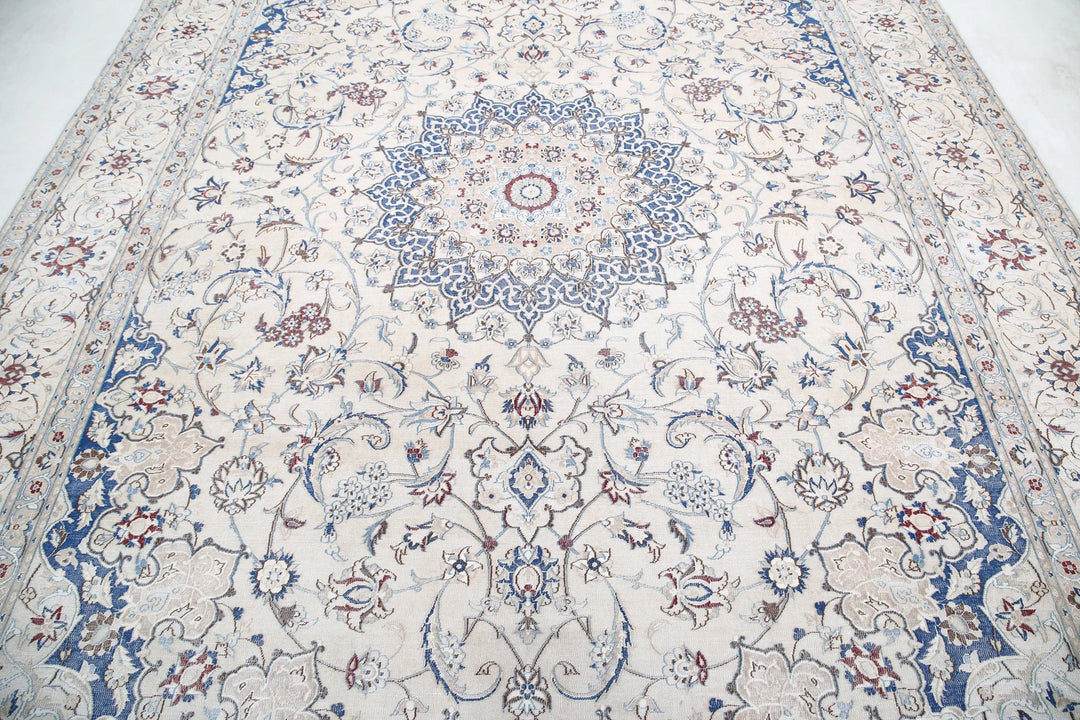 Persian Nain Rug 8' 8" x 11' 10" Hand-Knotted | No. AT38350