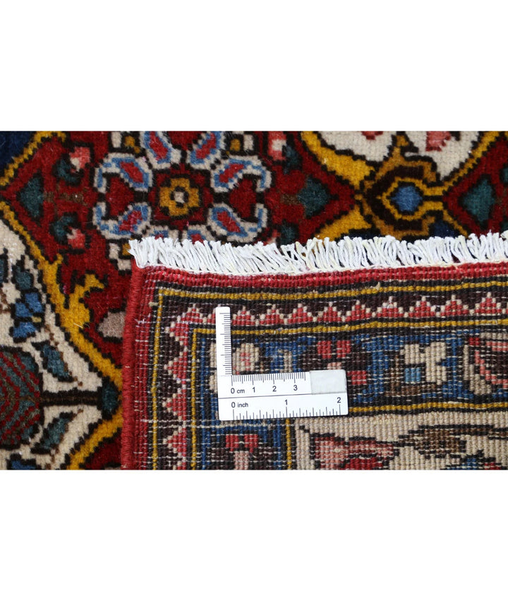 Red Bakhtiari Oriental Rug 5' 1" x 8' 3" Hand-Knotted | No. AT39631