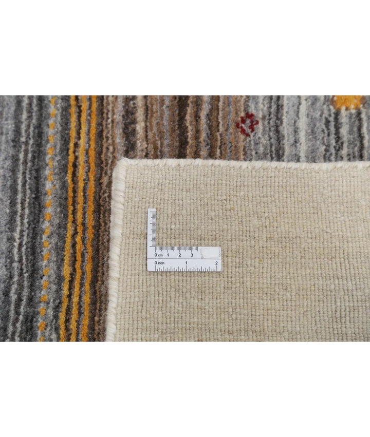 Ivory Indian Oriental Rug 6' 8" x 9' 9" Hand-Knotted | No. AT39780