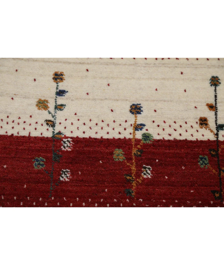 Ivory Indian Oriental Rug 5' 4" x 7' 6" Hand-Knotted | No. AT39836