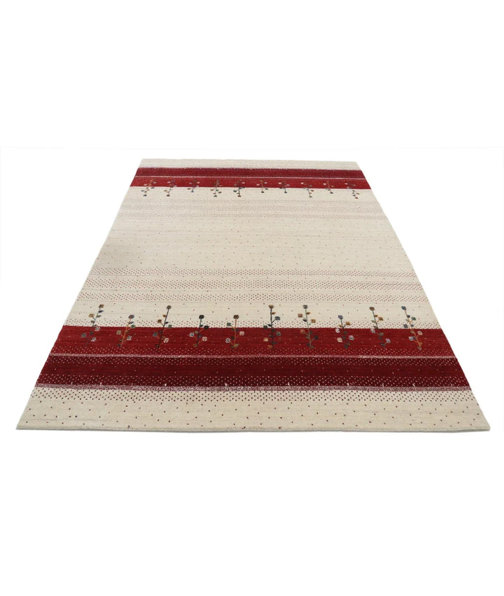 Ivory Indian Oriental Rug 5' 4" x 7' 6" Hand-Knotted | No. AT39836