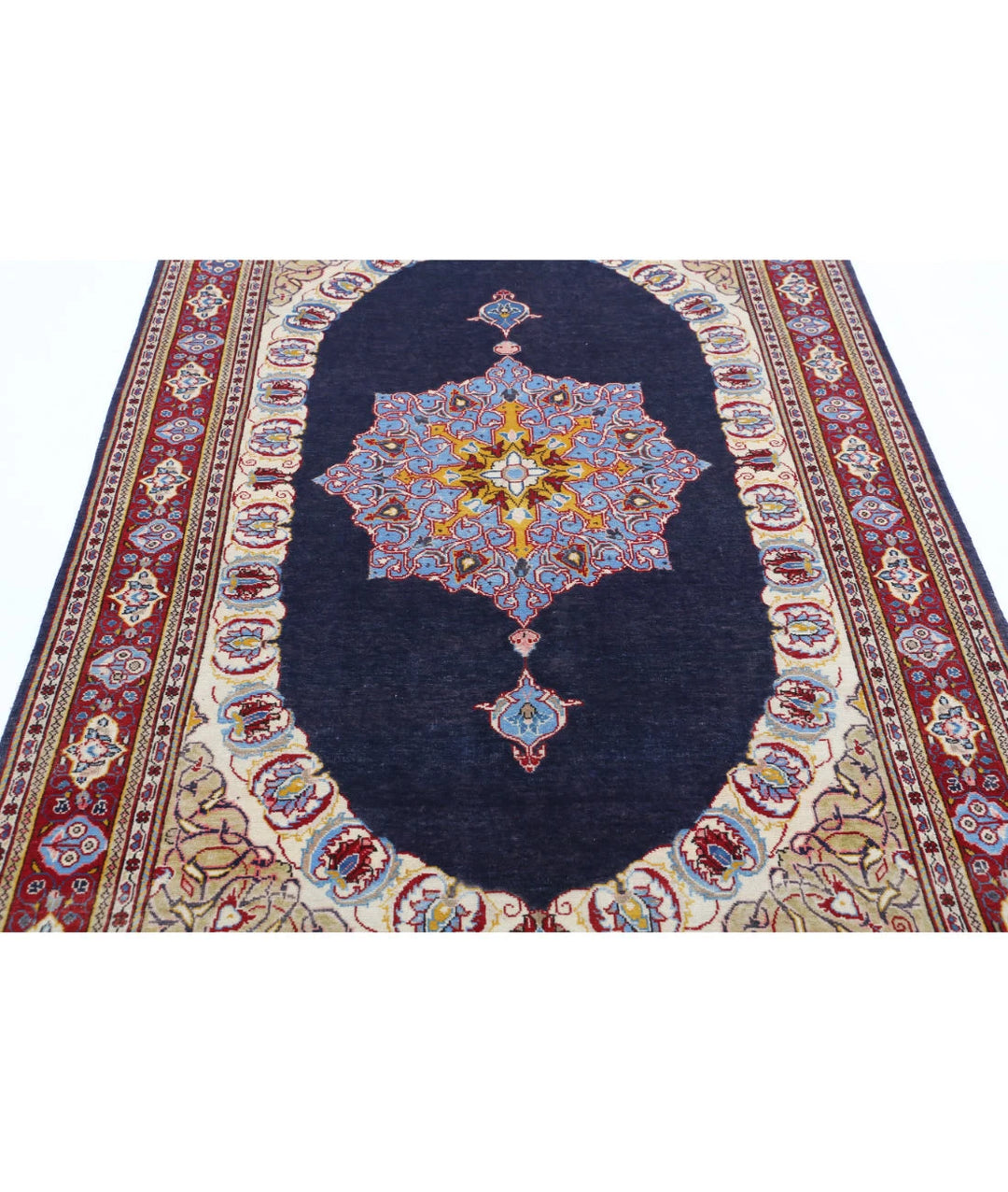 Persian Kashan Rug 4' 4" x 7' 3" Hand-Knotted | No. AT40910