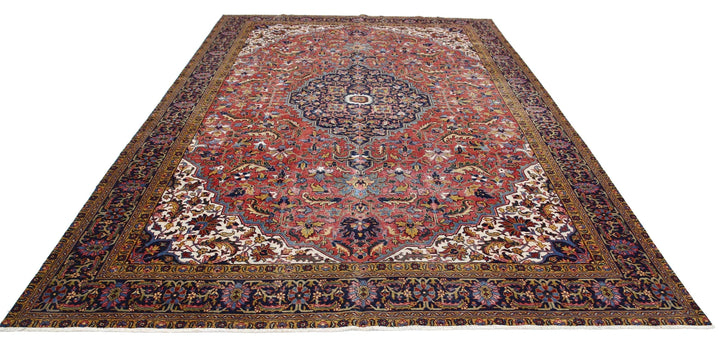 Persian Heriz Rug 8' 2" x 11' 8" Hand-Knotted | No. AT41868