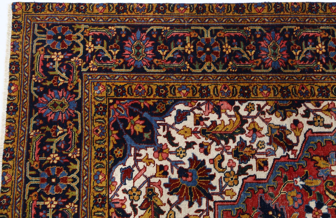 Persian Heriz Rug 8' 2" x 11' 8" Hand-Knotted | No. AT41868