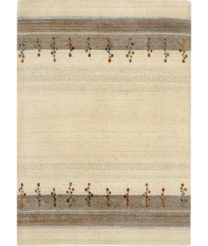 Ivory Indian Oriental Rug 4' 8" x 6' 5" Hand-Knotted | No. AT41908