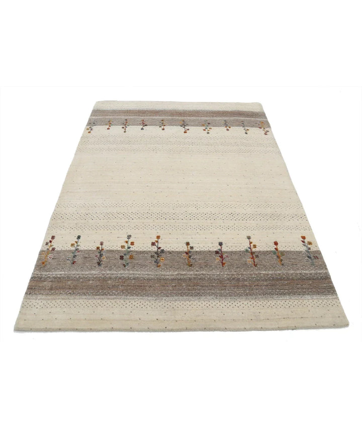 Ivory Indian Oriental Rug 4' 8" x 6' 5" Hand-Knotted | No. AT41908