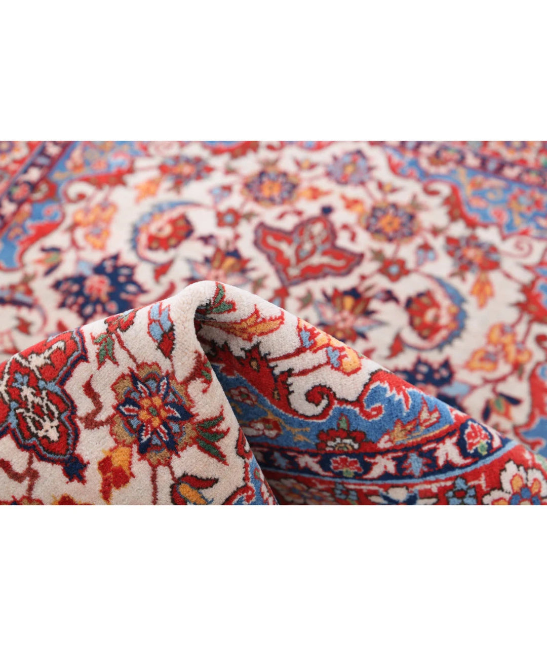 Persian Isfahan Rug 3' 3" x 4' 10" Hand-Knotted | No. AT42092