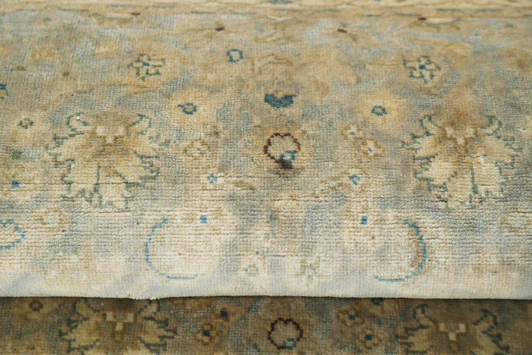 Indian Ziegler Rug 2' 7" x 5' 7" Hand-Knotted | No. AT42494