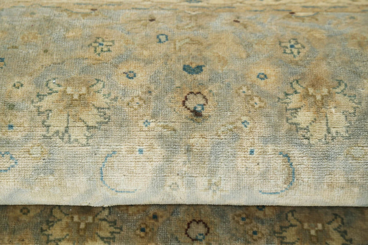Indian Ziegler Rug 2' 7" x 5' 7" Hand-Knotted | No. AT42494