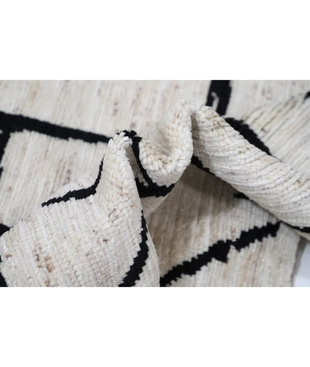 Ivory Afghan Oriental Rug 5' 10" x 9' 4" Hand-Knotted | No. AT43521
