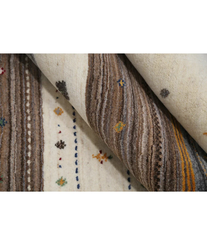 Ivory Indian Lori Rug 6' 8" x 9' 10" Hand-Knotted | No. AT43682