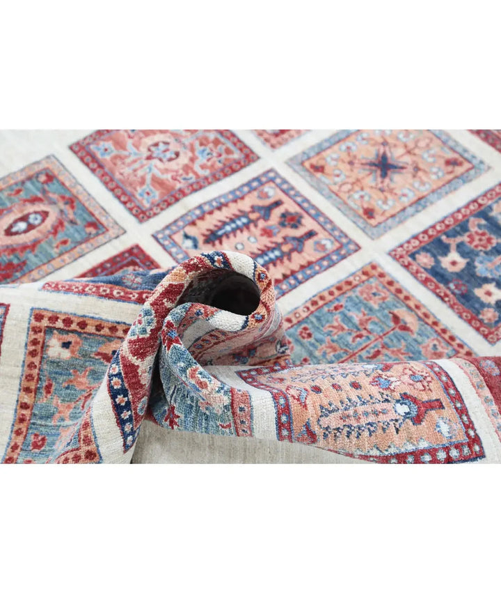 Afghan Bakhtiari Rug 4' 9" x 6' 9" Hand-Knotted | No. AT44287