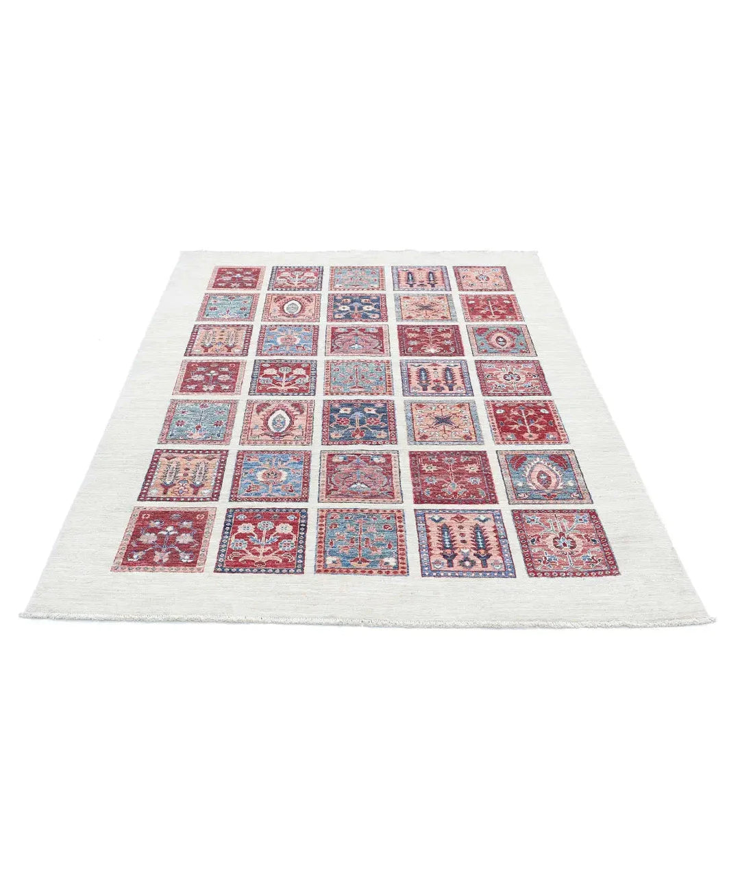 Afghan Bakhtiari Rug 4' 9" x 6' 9" Hand-Knotted | No. AT44287