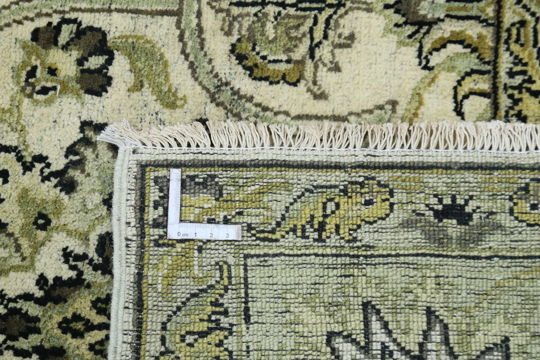 Ivory Indian Ziegler Rug 7' 10" x 9' 8" Hand-Knotted | No. AT45003
