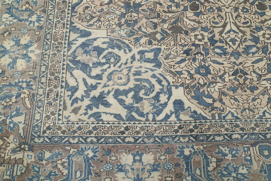 Persian Bakhtiari Vintage Rug 9' 7" x 12' 4" Hand-Knotted | No. AT45468