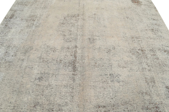 Persian Tabriz Rug 9' 1" x 12' 5" Hand-Knotted | No. AT45952