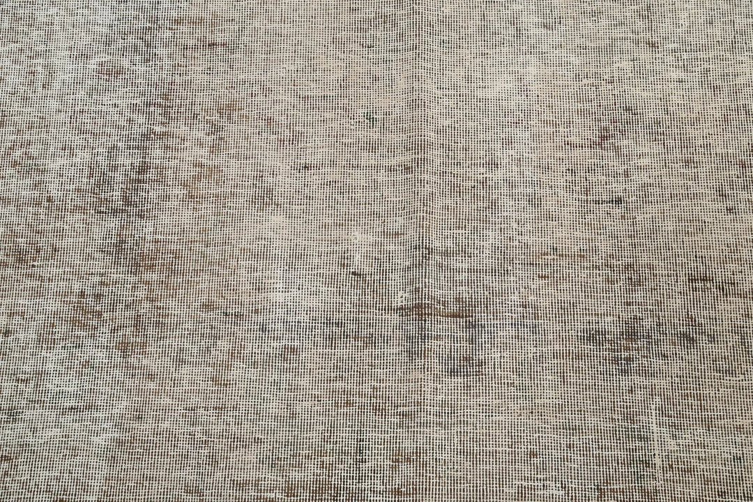 Persian Tabriz Rug 9' 1" x 12' 5" Hand-Knotted | No. AT45952