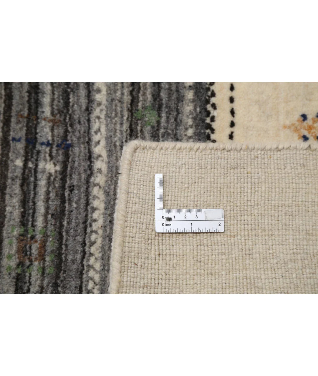 Ivory Indian Lori Rug 6' 6" x 9' 10" Hand-Knotted | No. AT46123