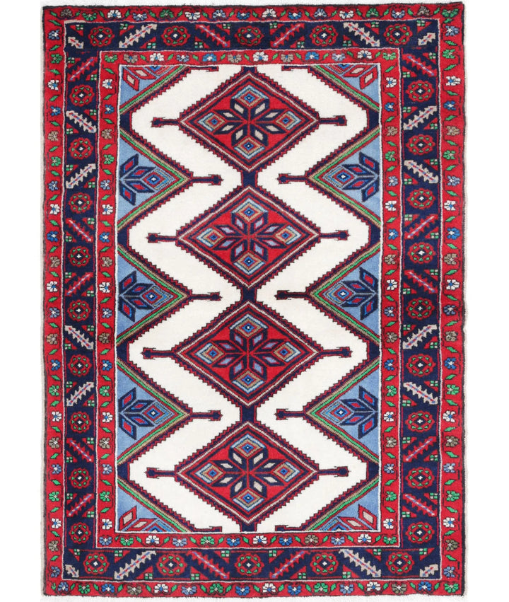 Persian Hamadan Rug 3' 5" x 4' 9" Hand-Knotted | No. AT46525