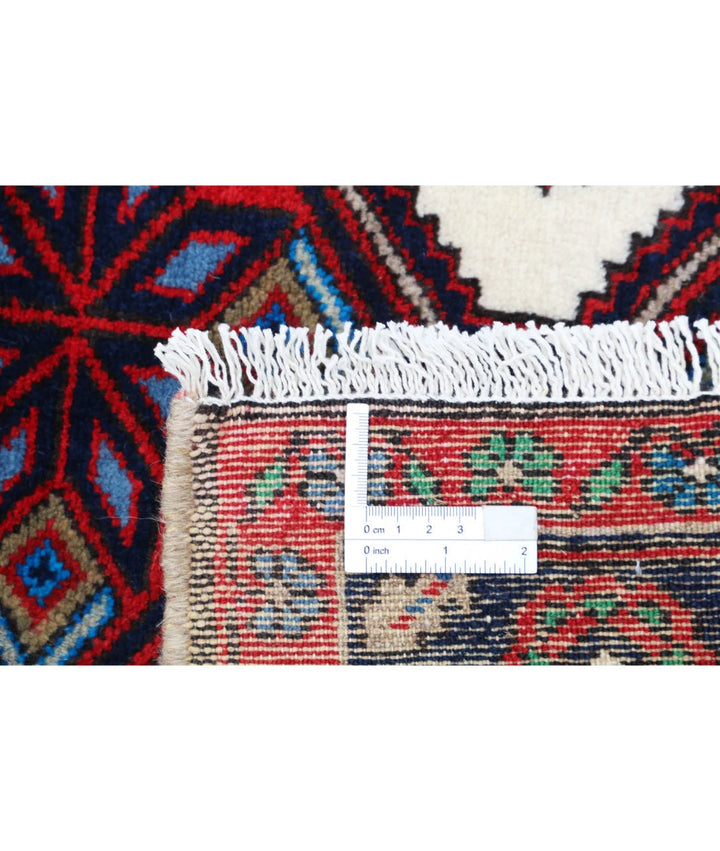 Persian Hamadan Rug 3' 5" x 4' 9" Hand-Knotted | No. AT46525