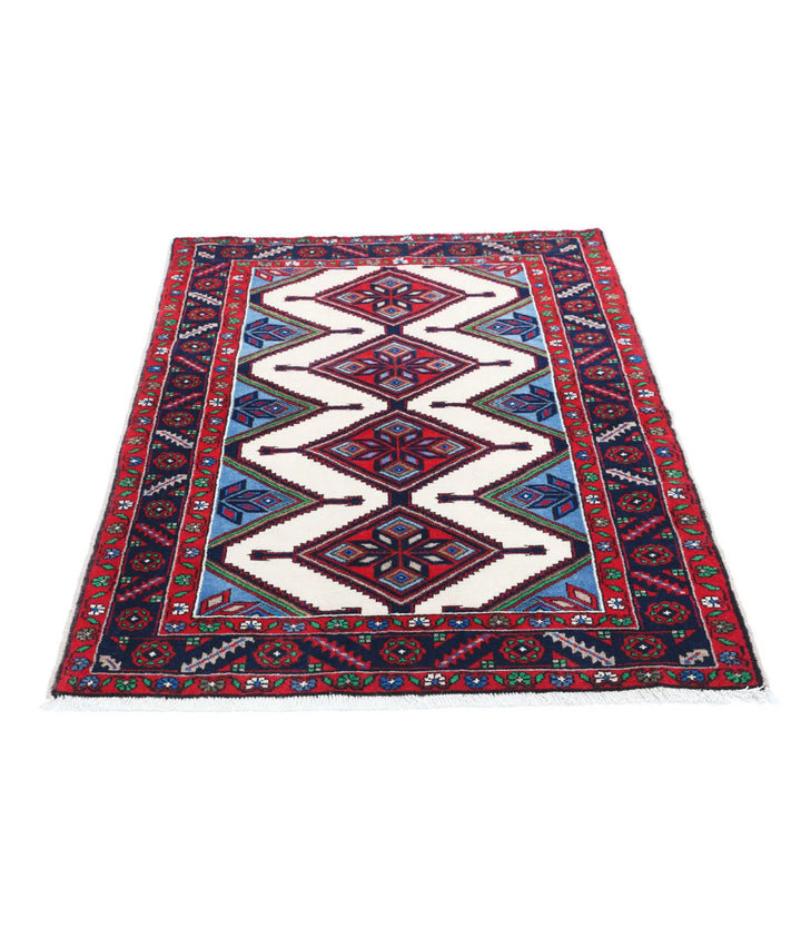 Persian Hamadan Rug 3' 5" x 4' 9" Hand-Knotted | No. AT46525