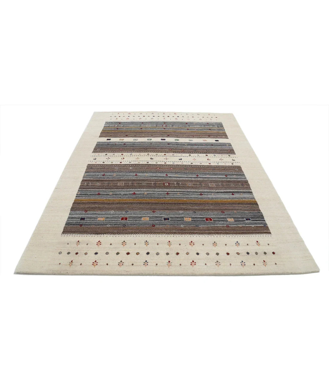 Ivory Indian Oriental Rug 5' 8" x 7' 10" Hand-Knotted | No. AT46667