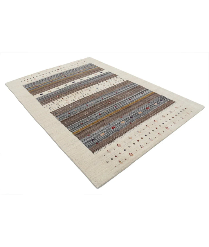 Ivory Indian Oriental Rug 5' 8" x 7' 10" Hand-Knotted | No. AT46667