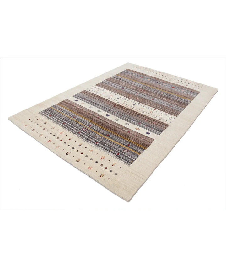 Ivory Indian Oriental Rug 5' 8" x 7' 10" Hand-Knotted | No. AT46667