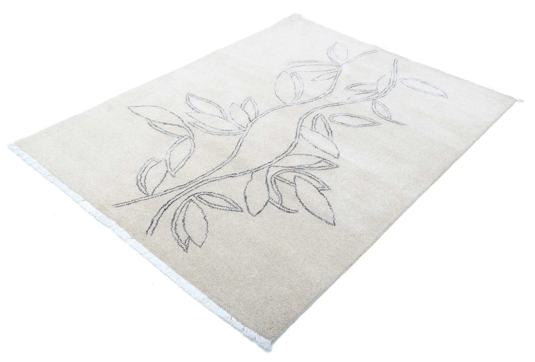 Indian Oriental Rug 4' 7" x 6' 1" Hand-Knotted | No. AT48734
