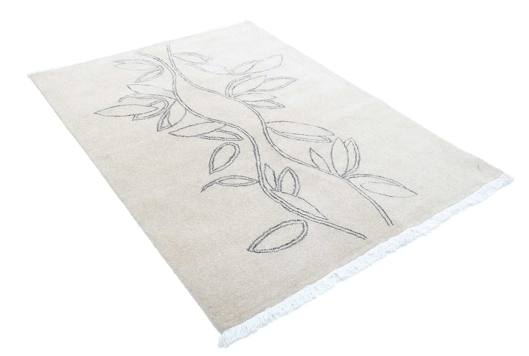 Indian Oriental Rug 4' 7" x 6' 1" Hand-Knotted | No. AT48734