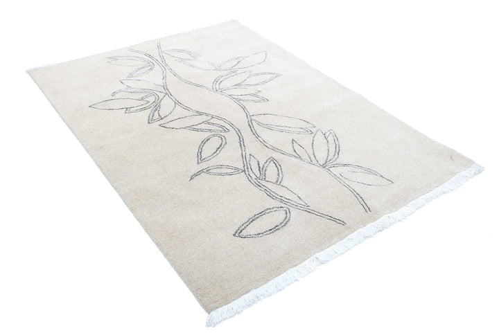 Indian Oriental Rug 4' 7" x 6' 1" Hand-Knotted | No. AT48734