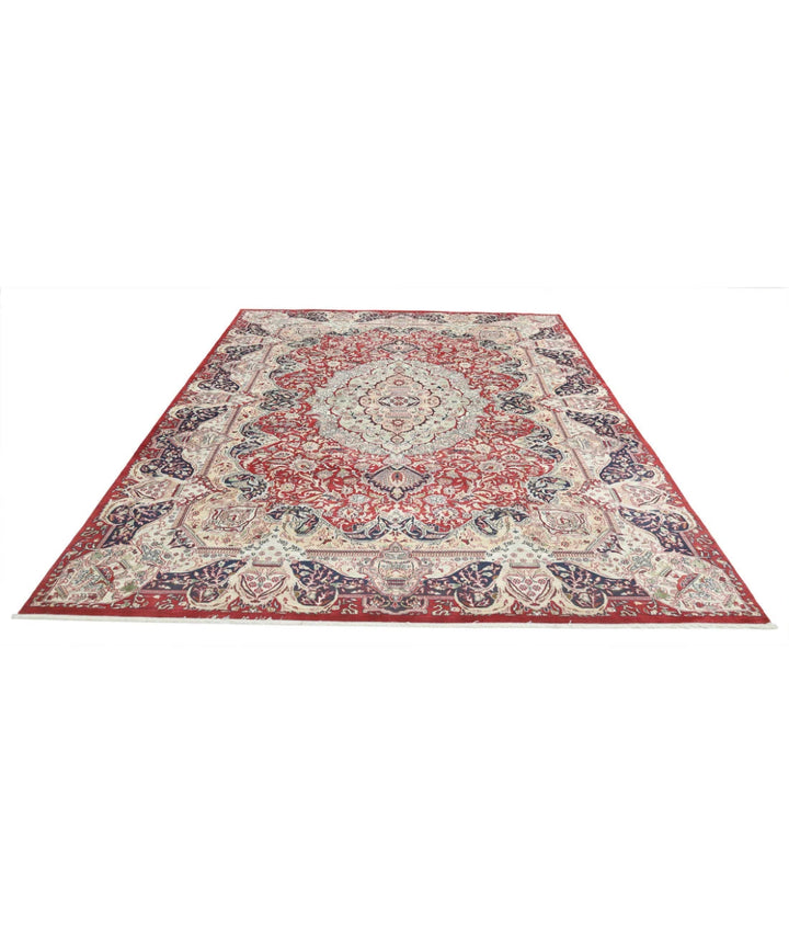 Persian Kashmar Rug 7' 9" x 11' 7" Hand-Knotted | No. AT50241