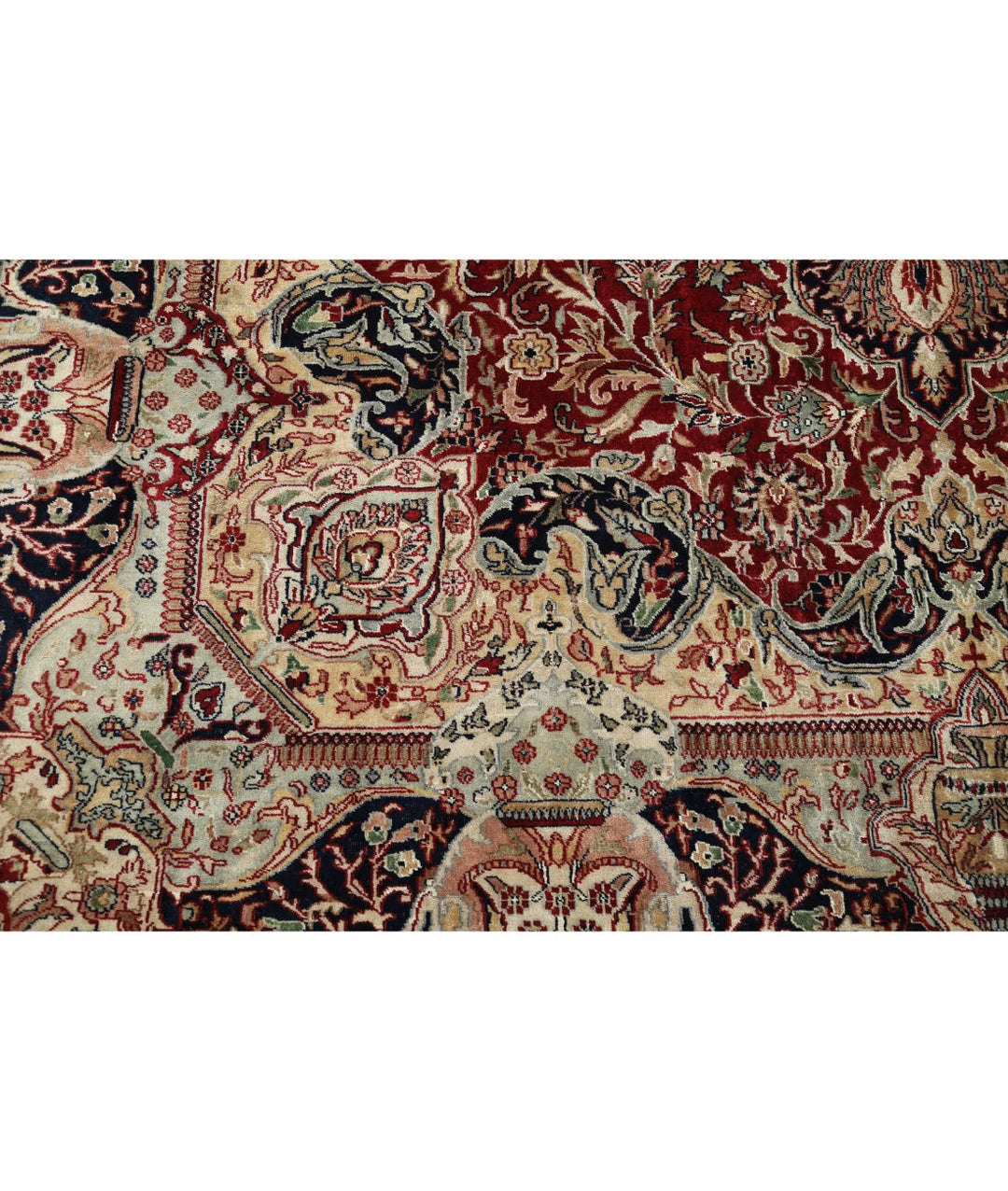 Persian Kashmar Rug 7' 9" x 11' 7" Hand-Knotted | No. AT50241