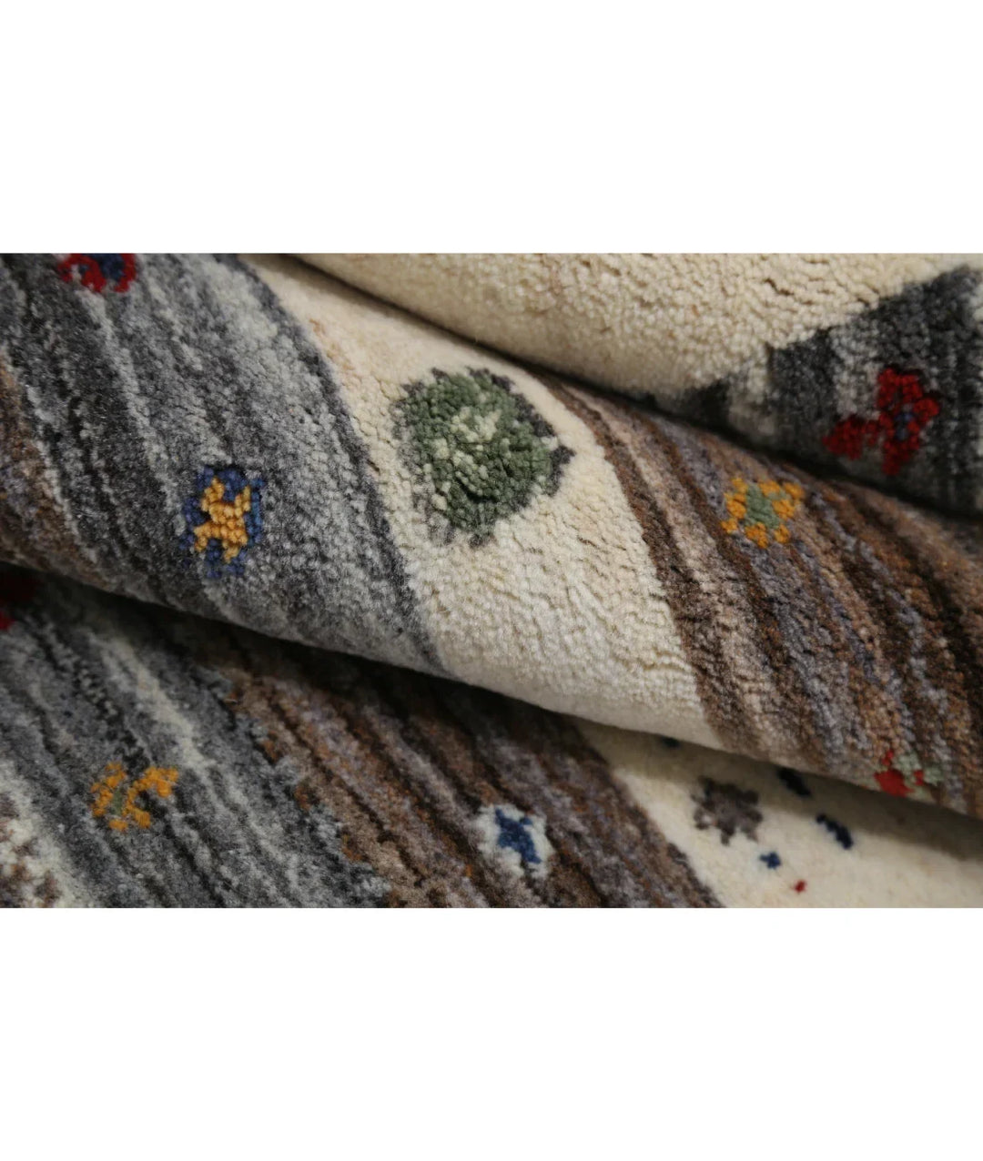 Ivory Indian Oriental Rug 2' 11" x 5' 2" Hand-Knotted | No. AT51661