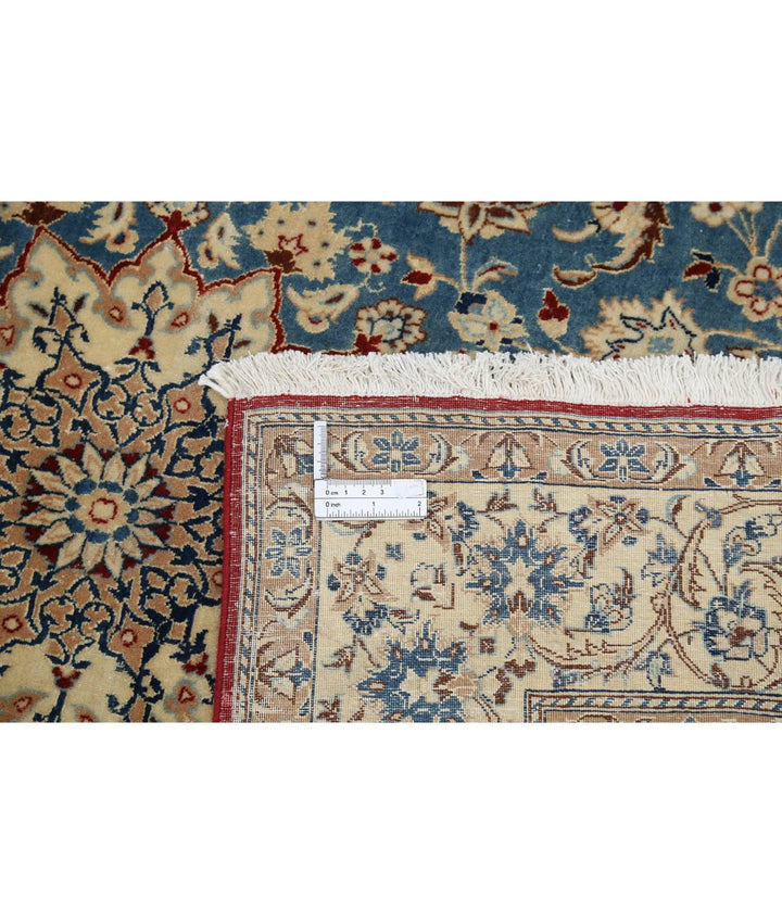 Persian Isfahan Rug 3' 5" x 5' 2" Hand-Knotted | No. AT51732