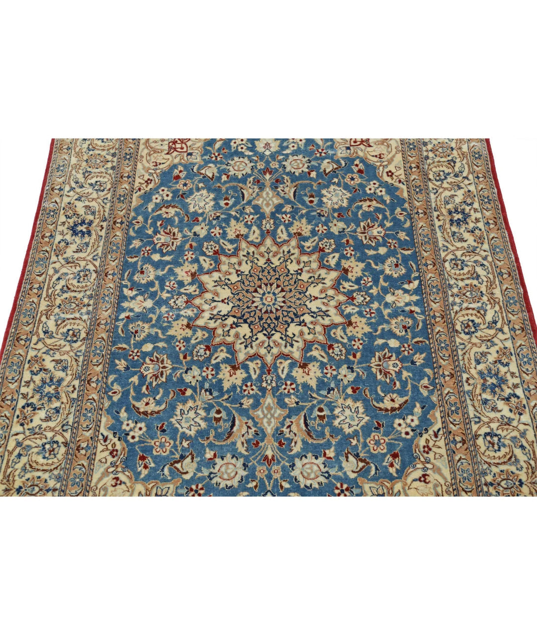 Persian Isfahan Rug 3' 5" x 5' 2" Hand-Knotted | No. AT51732