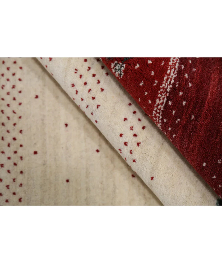 Ivory Indian Oriental Rug 4' 9" x 6' 6" Hand-Knotted | No. AT52129