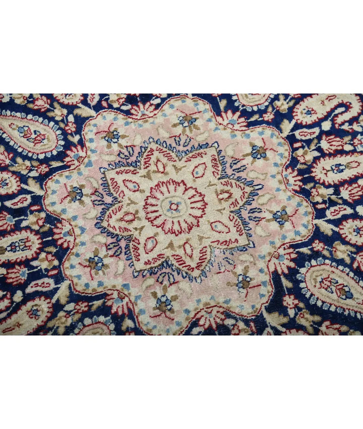 Persian Kerman Rug 9' 9" x 13' 2" Hand-Knotted | No. AT52425
