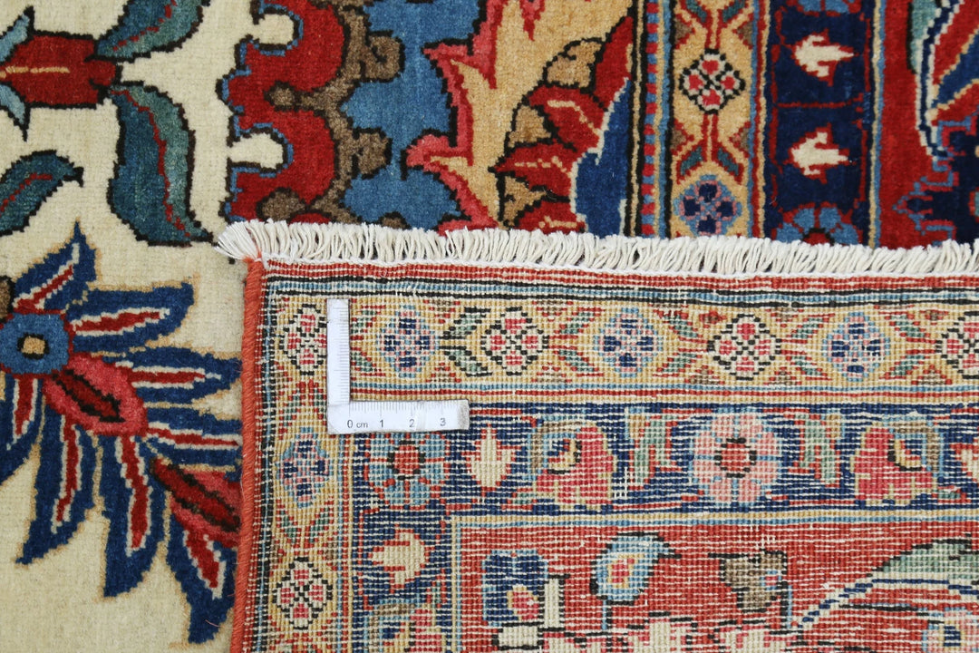 Persian Tehran Rug 6' 9" x 11' 0" Hand-Knotted | No. AT52751