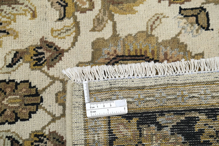 Indian Ziegler Rug 4' 0" x 11' 6" Hand-Knotted | No. AT53804
