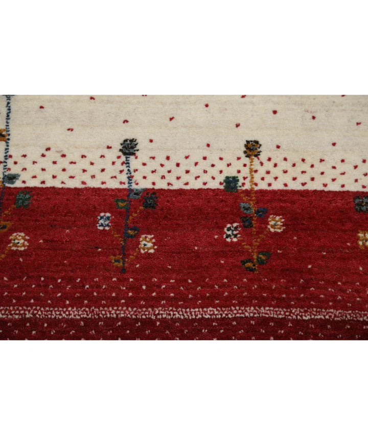 Ivory Indian Lori Rug 5' 4" x 7' 8" Hand-Knotted | No. AT541813
