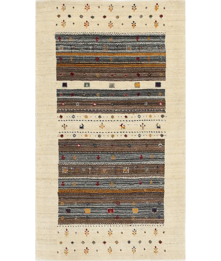Ivory Indian Oriental Rug 3' 0" x 5' 3" Hand-Knotted | No. AT55438