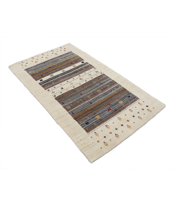 Ivory Indian Oriental Rug 3' 0" x 5' 3" Hand-Knotted | No. AT55438